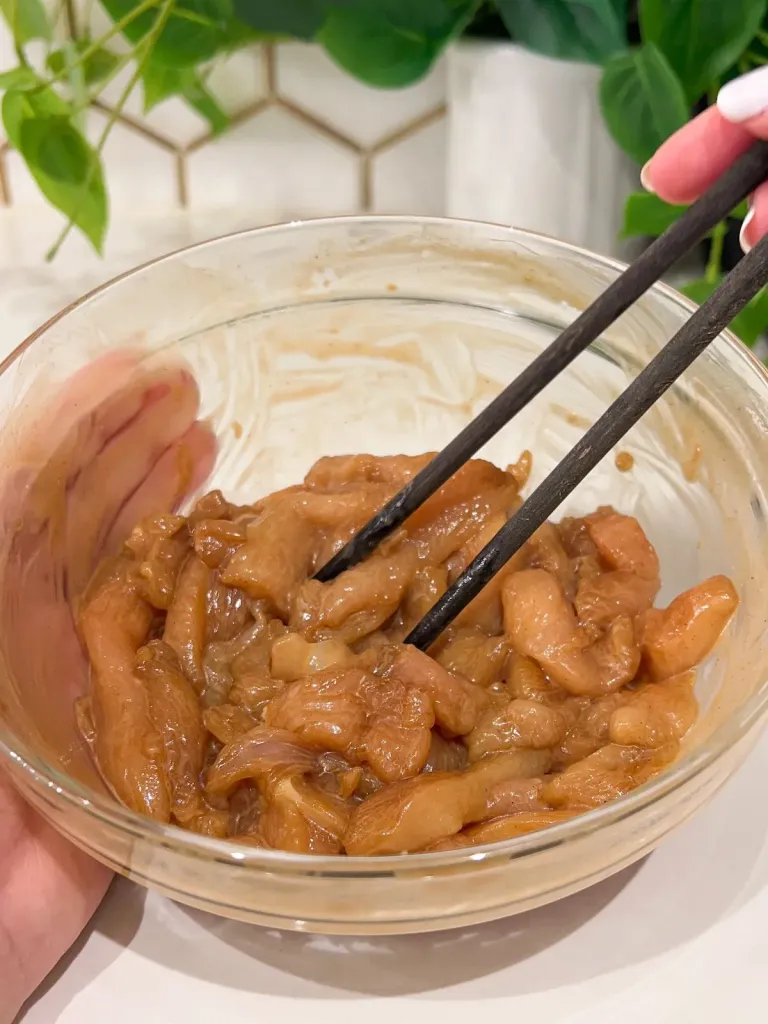 How to Make Chicken Lo Mein