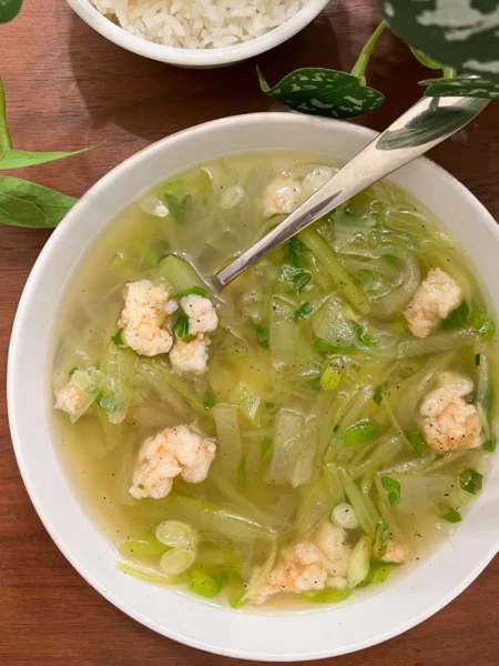 Canh Bầu Tôm soup