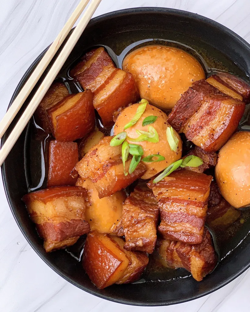 Thịt Kho Trứng (Vietnamese Braised Pork Belly with Eggs)