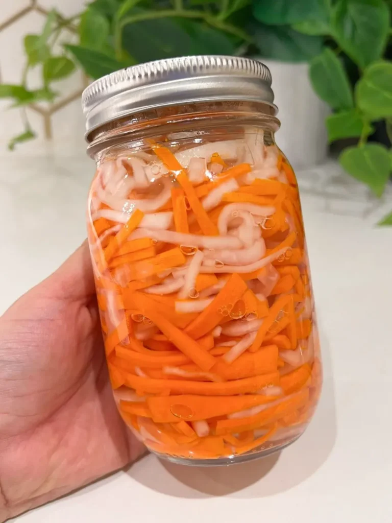Pickled Carrots and Daikon (Vietnamese Đồ Chua)