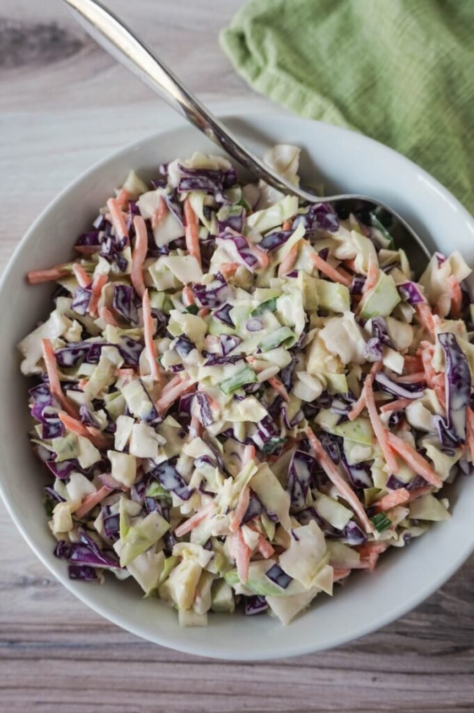 Easy Creamy Coleslaw