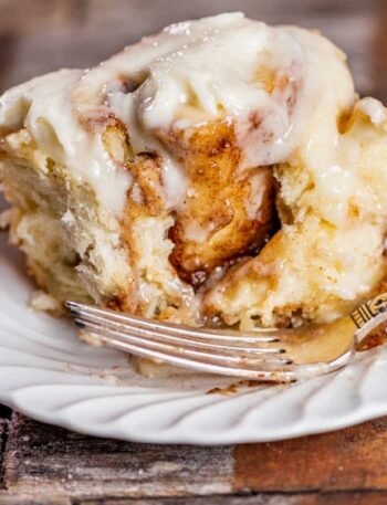 Copy Cat Cinnabon Recipe Delicious Cinnamon Rolls At Home