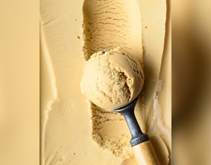 Caramelised White Chocolate Ice Cream