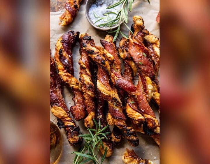 Easy Bacon Puff Pastry Twists Recipe