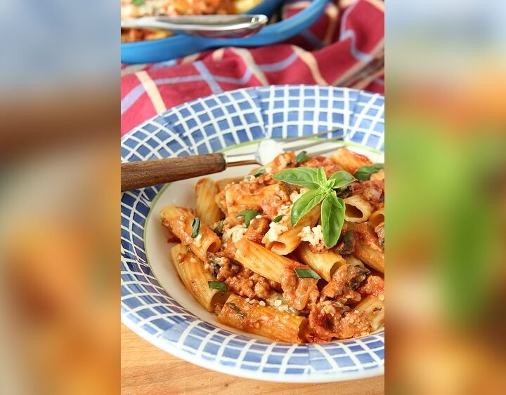 Italian Sausage Linguine With Roasted Tomato Sauce