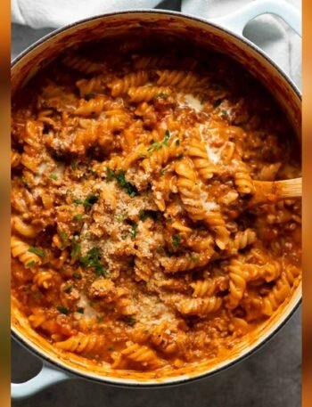 One Pot Pasta With Creamy Tomato Sauce
