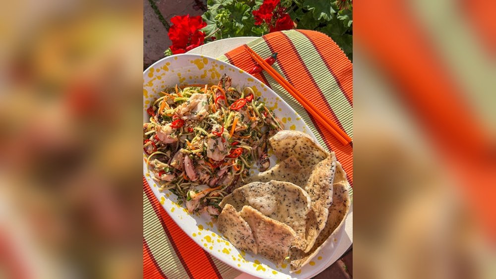 Vietnamese Grilled Squid Salad- Gỏi Mực Nướng