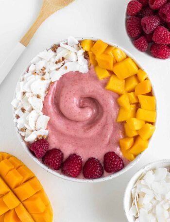 Healthy Raspberry Mango Smoothie Bowl Recipe (Vegan, Protein-Packed & So Easy!)