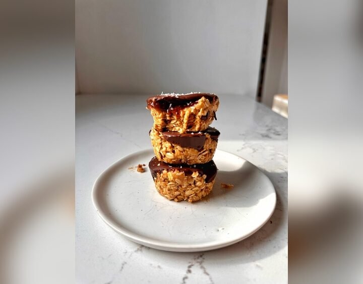 Healthy Peanut Butter And Jelly Cups (Easy Vegan & Gluten Free Snack!)