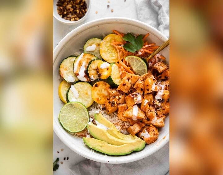 Easy Hot Honey Chicken And Rice Bowls Recipe For A Quick High Protein Dinner