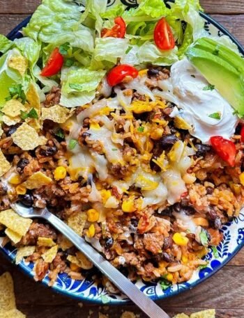 Easy Taco Rice With Queso Recipe – The Ultimate Cheesy Taco Rice Dinner for Busy Nights