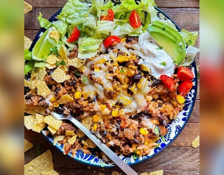 Easy Taco Rice With Queso Recipe – The Ultimate Cheesy Taco Rice Dinner for Busy Nights